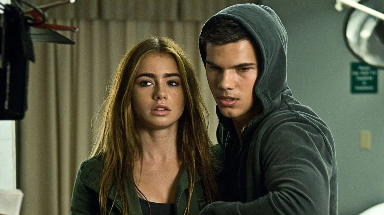 Sem Saída (2011) | Dublado